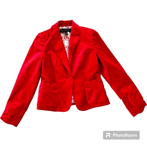 Red blazer. Brand by luxury is a state of mind.  Size 2 - Picture 4 of 5